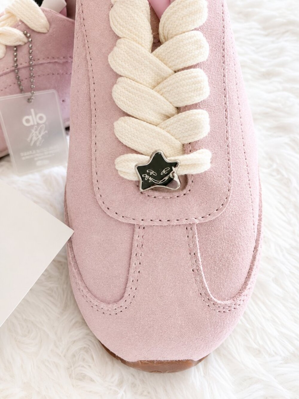 Alo Yoga x JISOO Sunset Sneakers Bloom Pink M7/W8.5 NWT - Picture 6 of 13